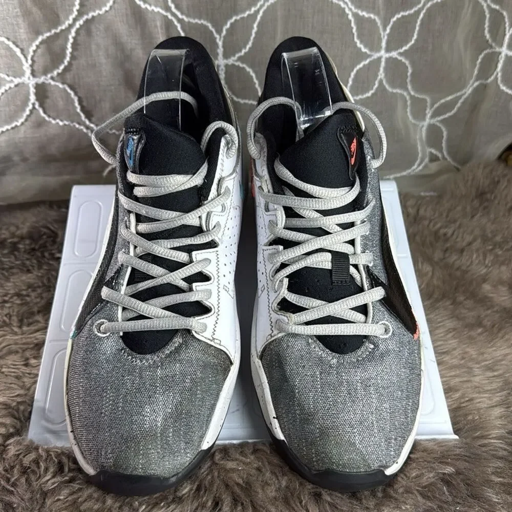 (B) Nike Zoom Freak 2 Denim Shoes, Size 6.5 Y Big Kid